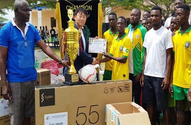 Ashaiman SHS Lifts Korean Residents Cup