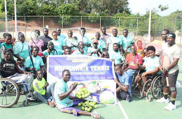 Wheelchair Tennis Hits CR