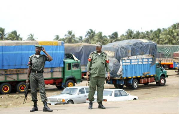 Nigerian Traders Protest Seme Border Closure
