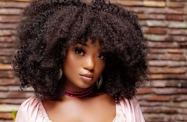 Efya Cries Over Fake Friends