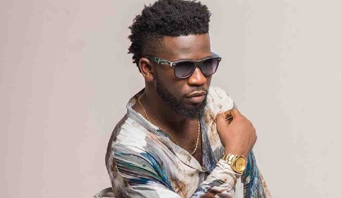 Bisa Kdei Features KiDi, Memphis, Stonebwoy On New Album