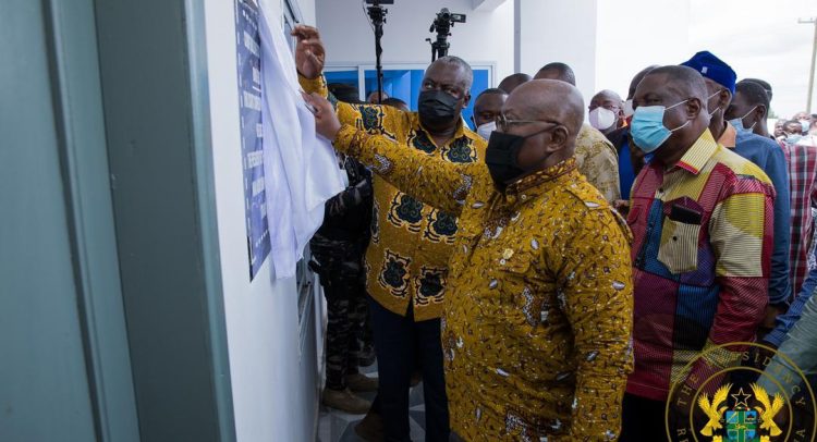 Akufo-Addo Commissions Kintampo Court Complex; Feeder Roads Building In Prang