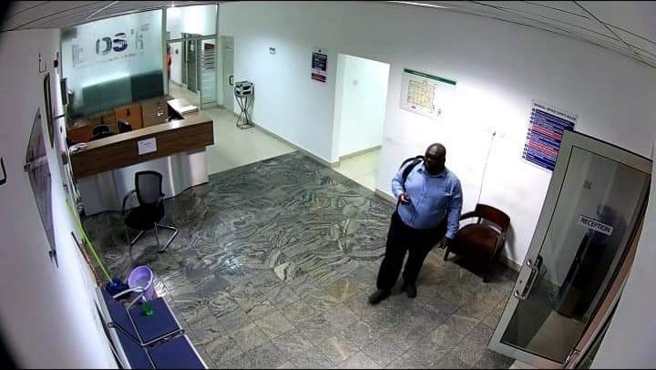 BOST CCTV Cameras Caught Thief Stealing Laptops