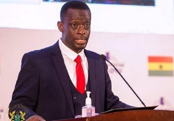 Minister Praises WR Chiefs Over No Disputes