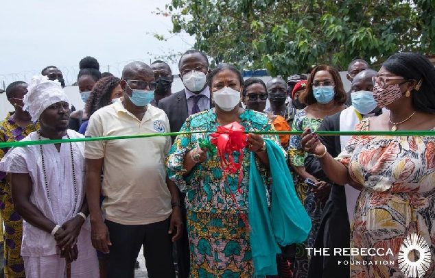 First Lady Opens Sunshine Hostel For Cancer Children