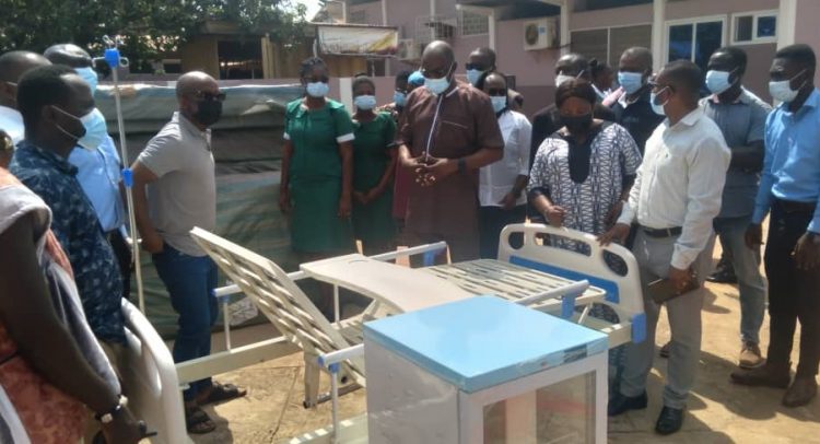 MP Donates Refrigerators, Beds To Suntreso Hospital