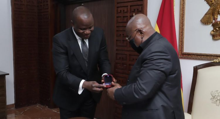 President Receives Otumfuo’s Gold Coin By Charles Takyi-Boadu, Presidential Correspondent