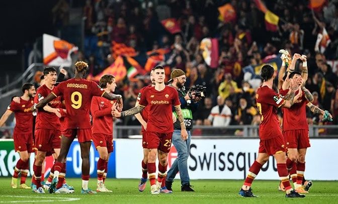 Tammy Abraham fires Roma into Conference League final