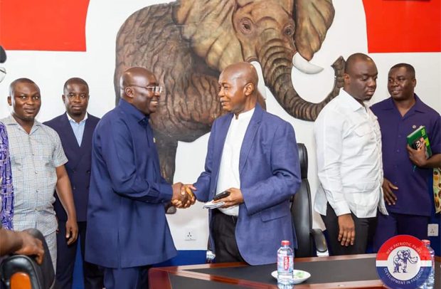 Bawumia Storms NPP Headquarters