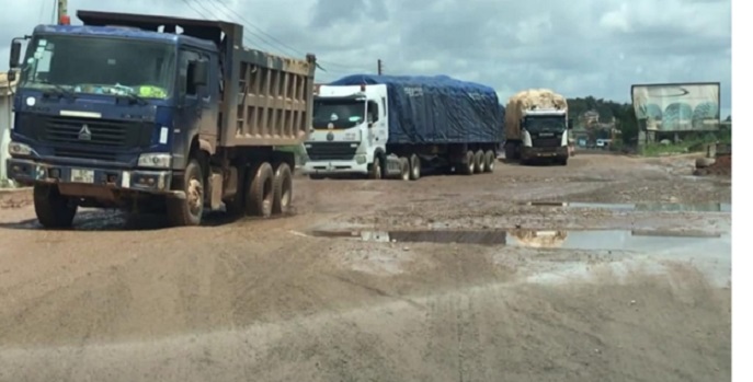 Motorists Lament Poor Kojokrom Road