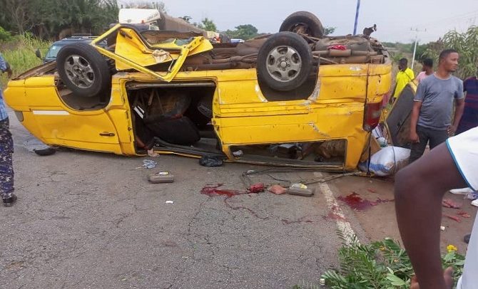 2 Killed In Road Crash