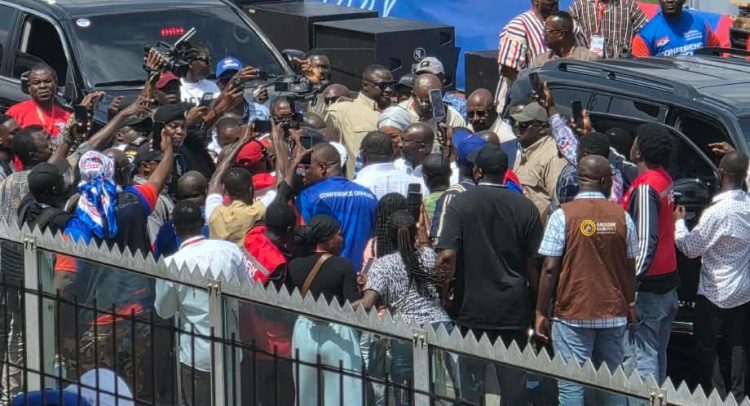 Bawumia Shakes Baba Yara Stadium