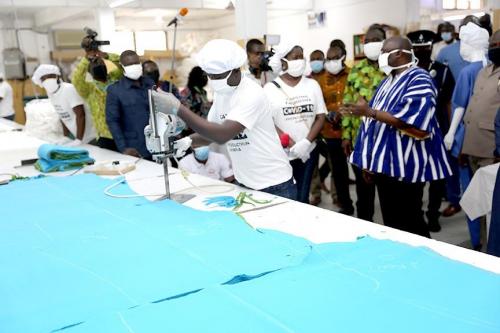 Bawumia Inspects Local PPE Production 13